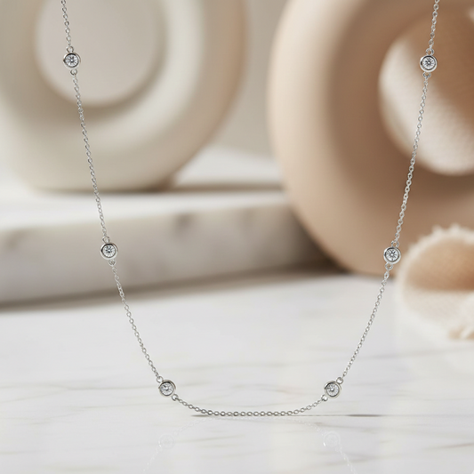round diamond pendant necklace