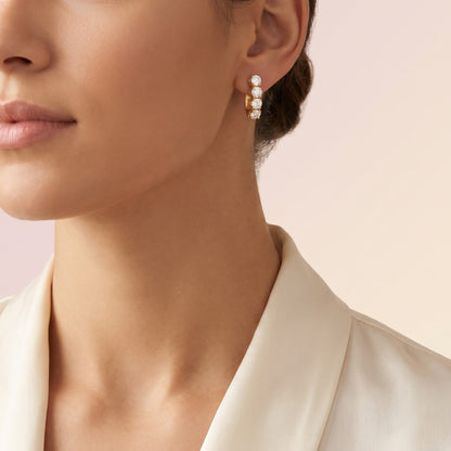 huggies earings​

