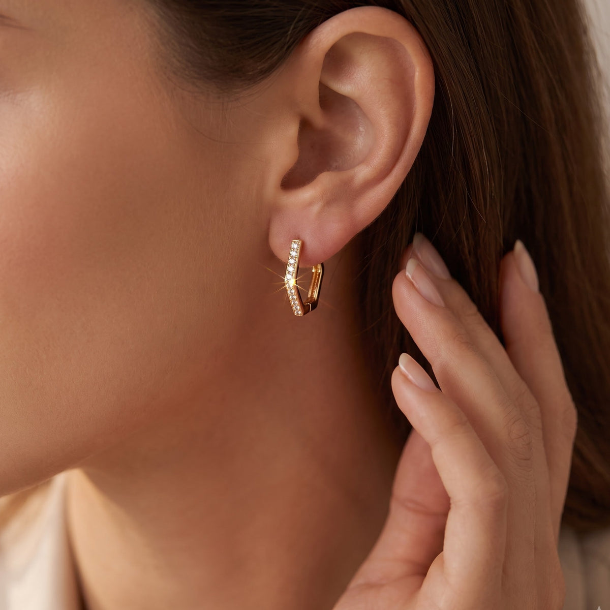 hexagon shape earrings gold​

