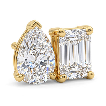gold and diamond stud earrings​


