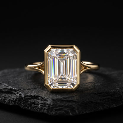 engagement rings emerald diamond​

