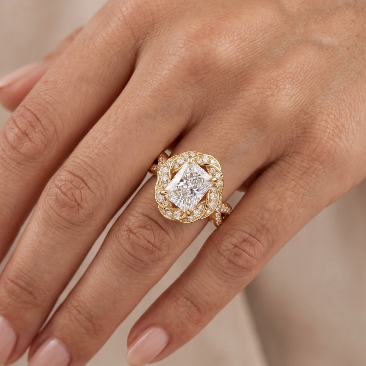 diamond engagement rings radiant cut​

