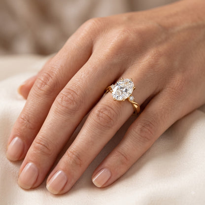 1.00ct Oval Cut Lab Grown Diamond Solitaire Elegant Engagement Ring