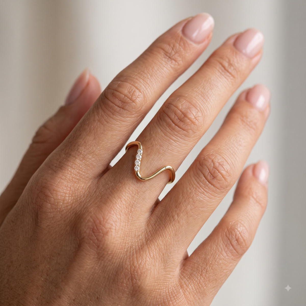 0.073 ct Lab Grown Diamond V Shape Curved Wedding Band Ring