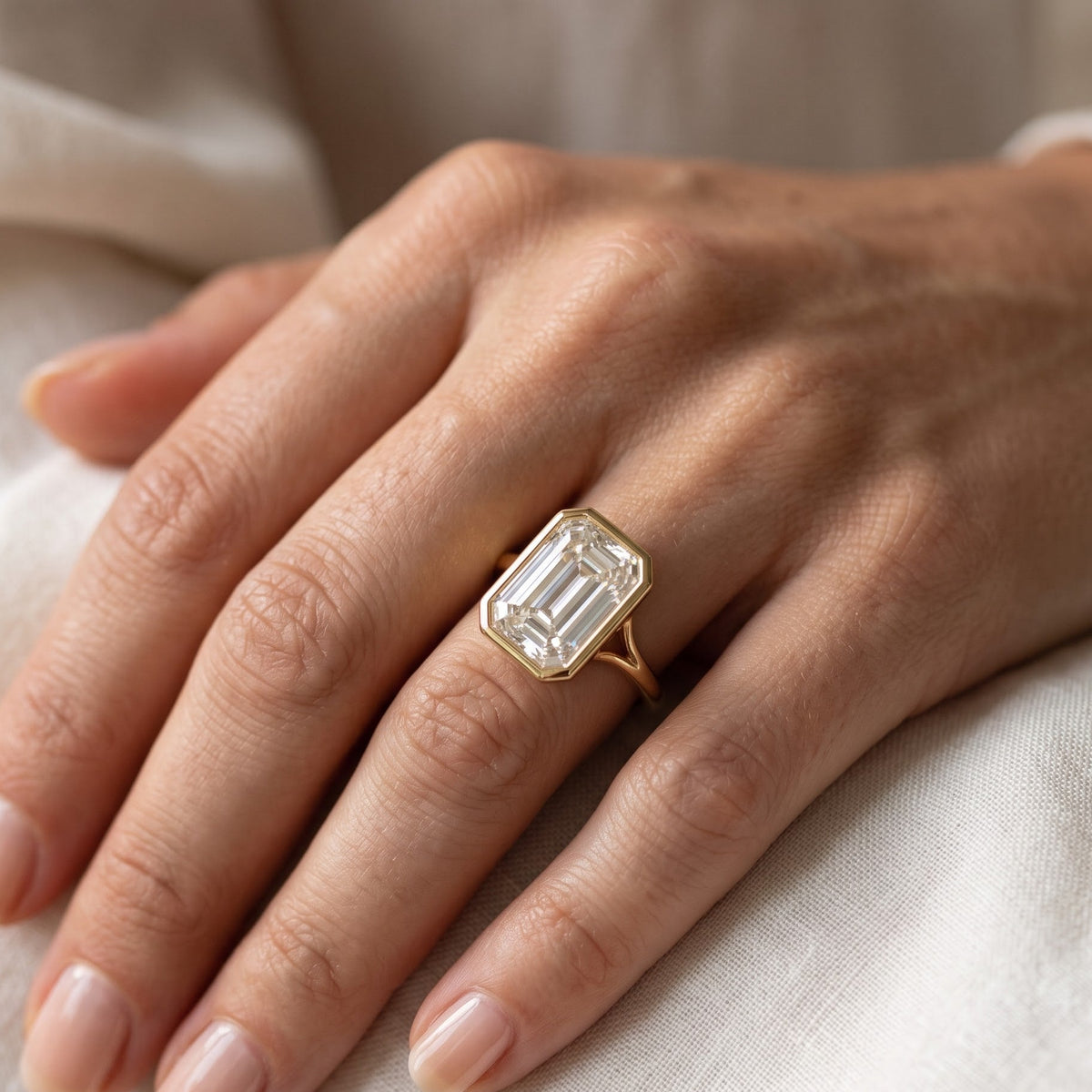 emerald and diamond engagement rings​

