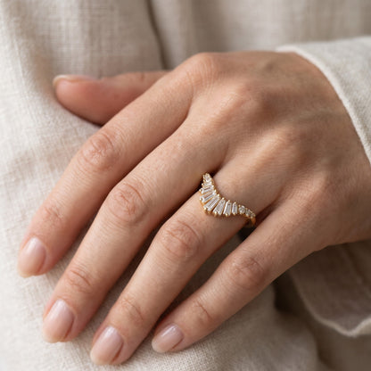 chevron shaped wedding bands​

