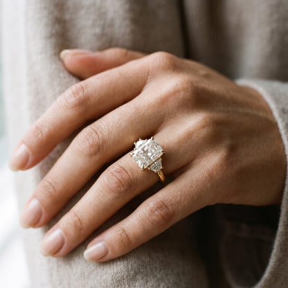 three stone wedding ring