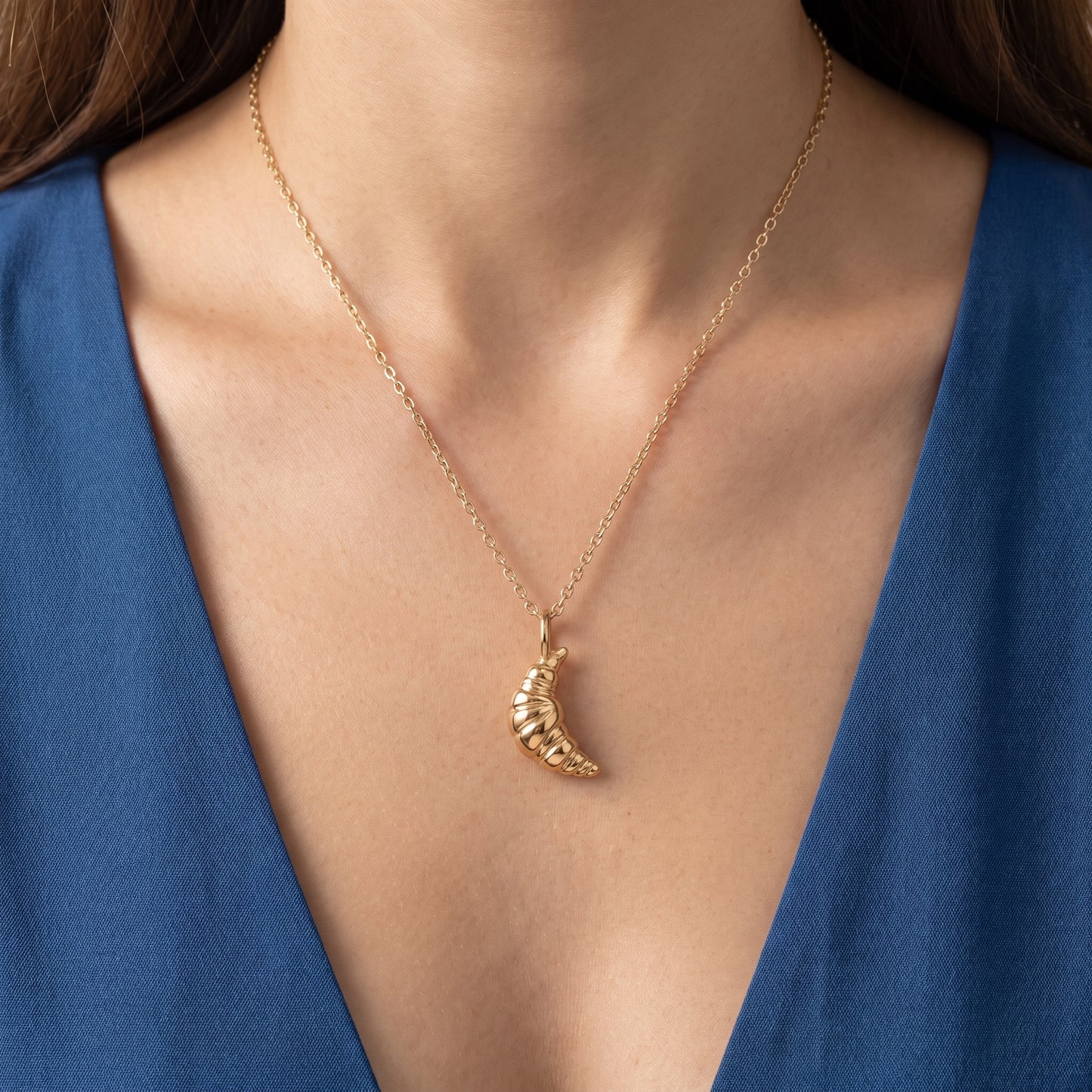 14K Gold Croissant Pendant Necklace