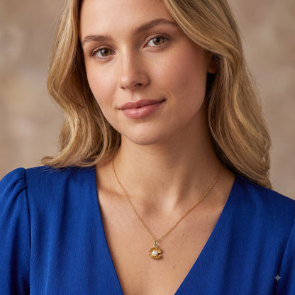Pearl Oyster Necklace, 14K Gold Pearl Pendant Necklace