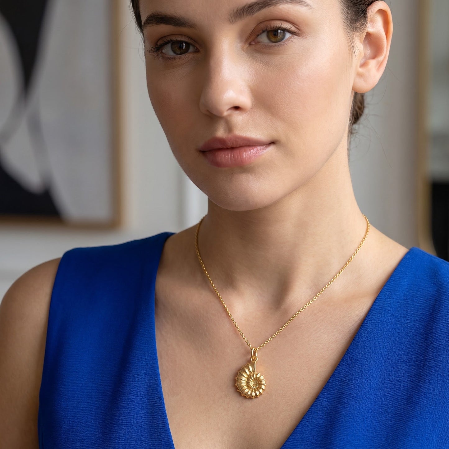 14K Gold Nautilus Shell Necklace - Spiral Shell Pendant