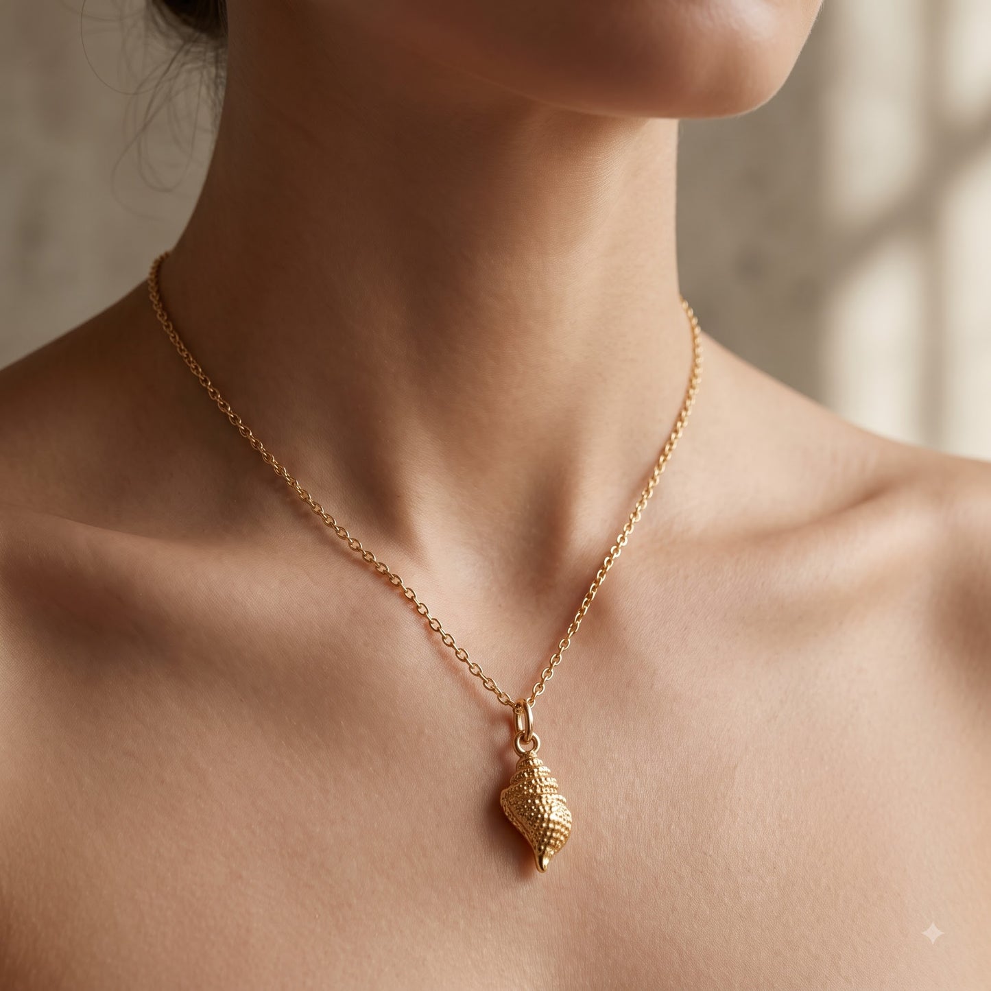 14K Solid Gold Sea Shell Charm Pendant Necklace