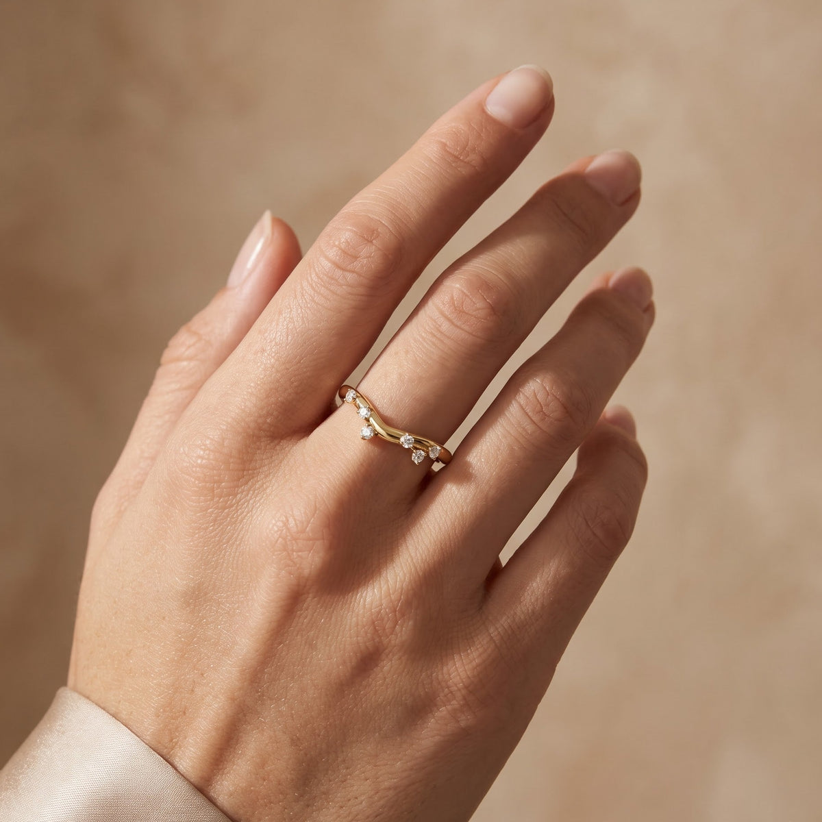round diamond stacking wedding band