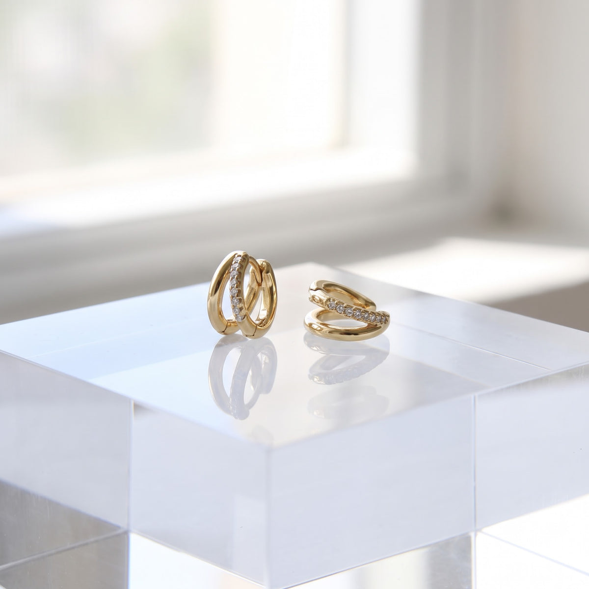 0.15 Ct Lab Grown Diamond Huggie Hoop Earrings | 14K Gold | Round Cut Diamonds
