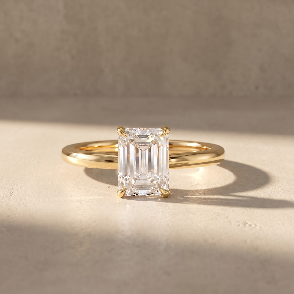 gold and emerald rings​

