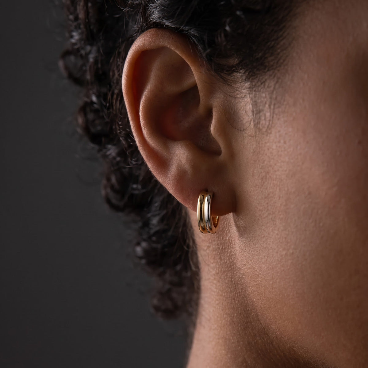 gold huggie hoops​

