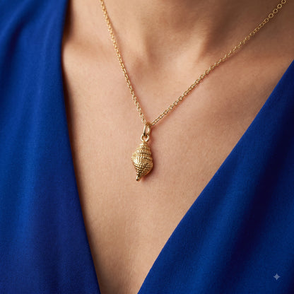 14K Solid Gold Sea Shell Charm Pendant Necklace