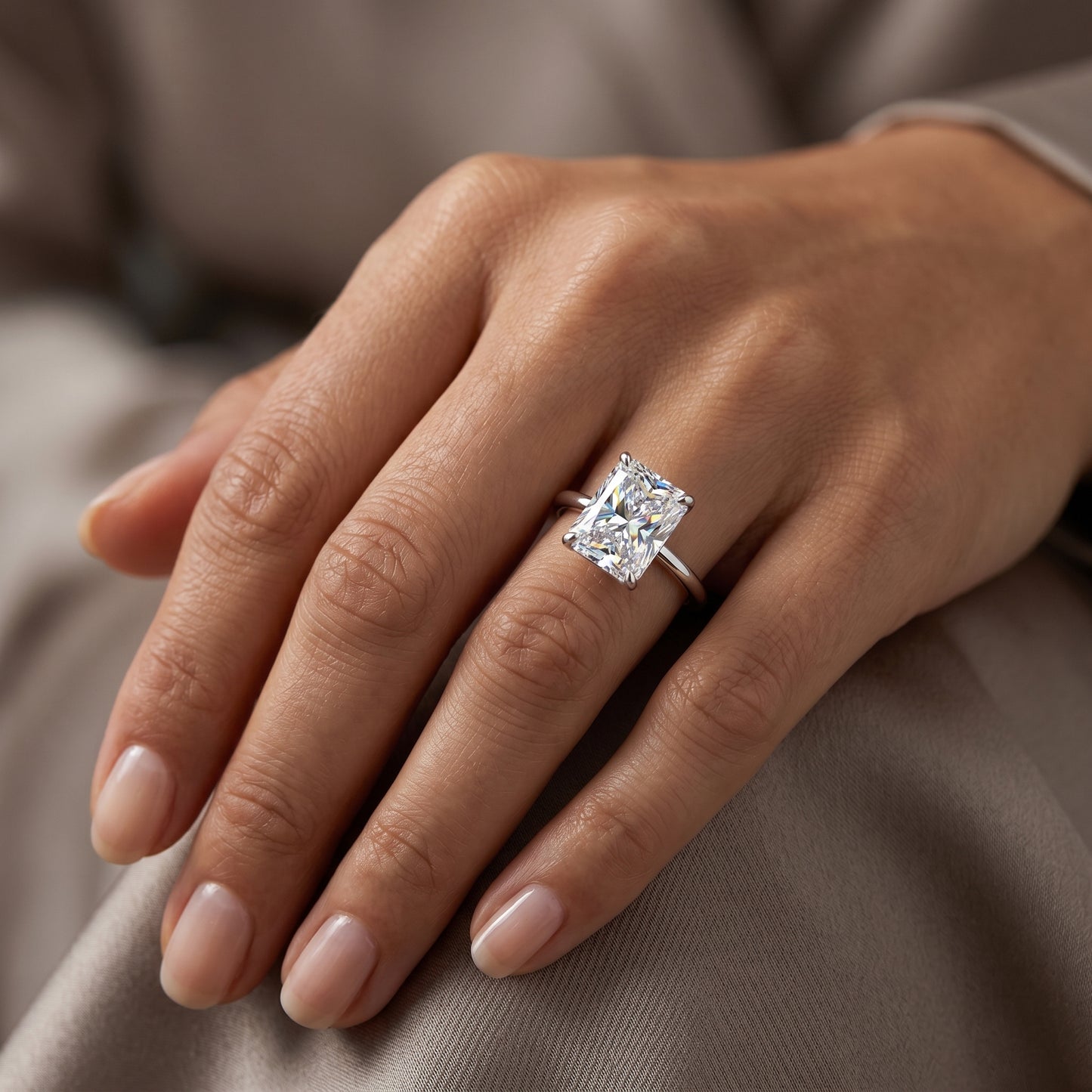 F/VS 1.00Ct Radiant Cut Lab Grown Diamond Ring in 14k Yellow Gold