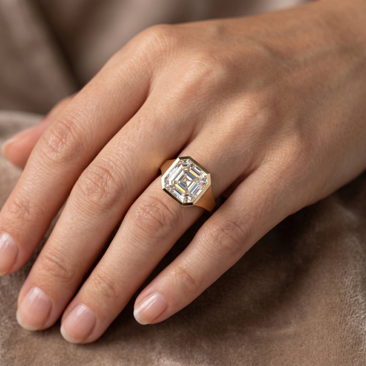 4CT Asscher Cut Moissanite Engagement Ring