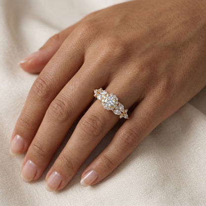 Vintage Cluster 0.6ct Round Cut Lab Grown Diamond Engagement Ring