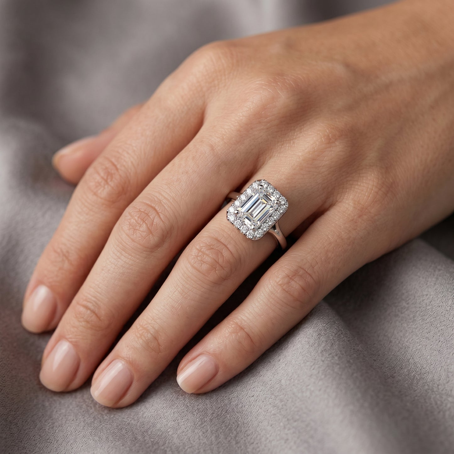 F/VS 1.100 Ct Emerald Diamond Halo Engagement Ring 14k White Gold Lab Grown