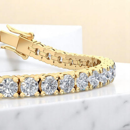 17.00 Carat Round Cut Lab Grown Diamond Tennis Bracelet, 14K Gold, Modern Jewelry Piece