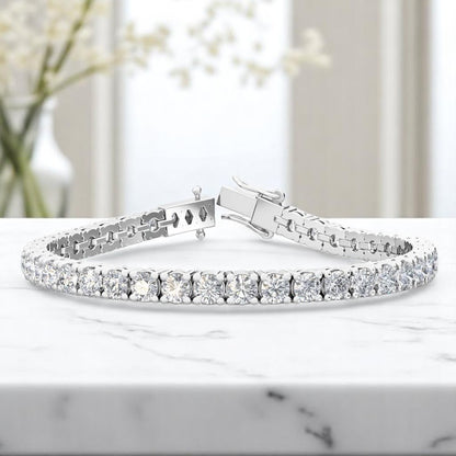 17.00 Carat Round Cut Lab Grown Diamond Tennis Bracelet, 14K Gold, Modern Jewelry Piece