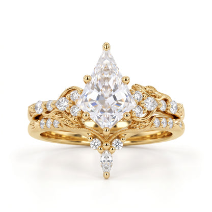 1.69 Ct Kite Cut Lab Grown Diamond Engagement Ring Set