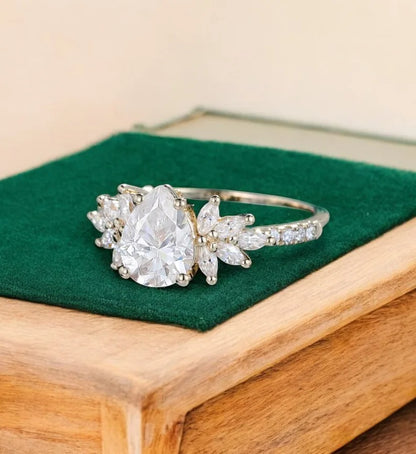 1.25 ct Pear Lab Diamond Engagement Ring | Vintage Floral