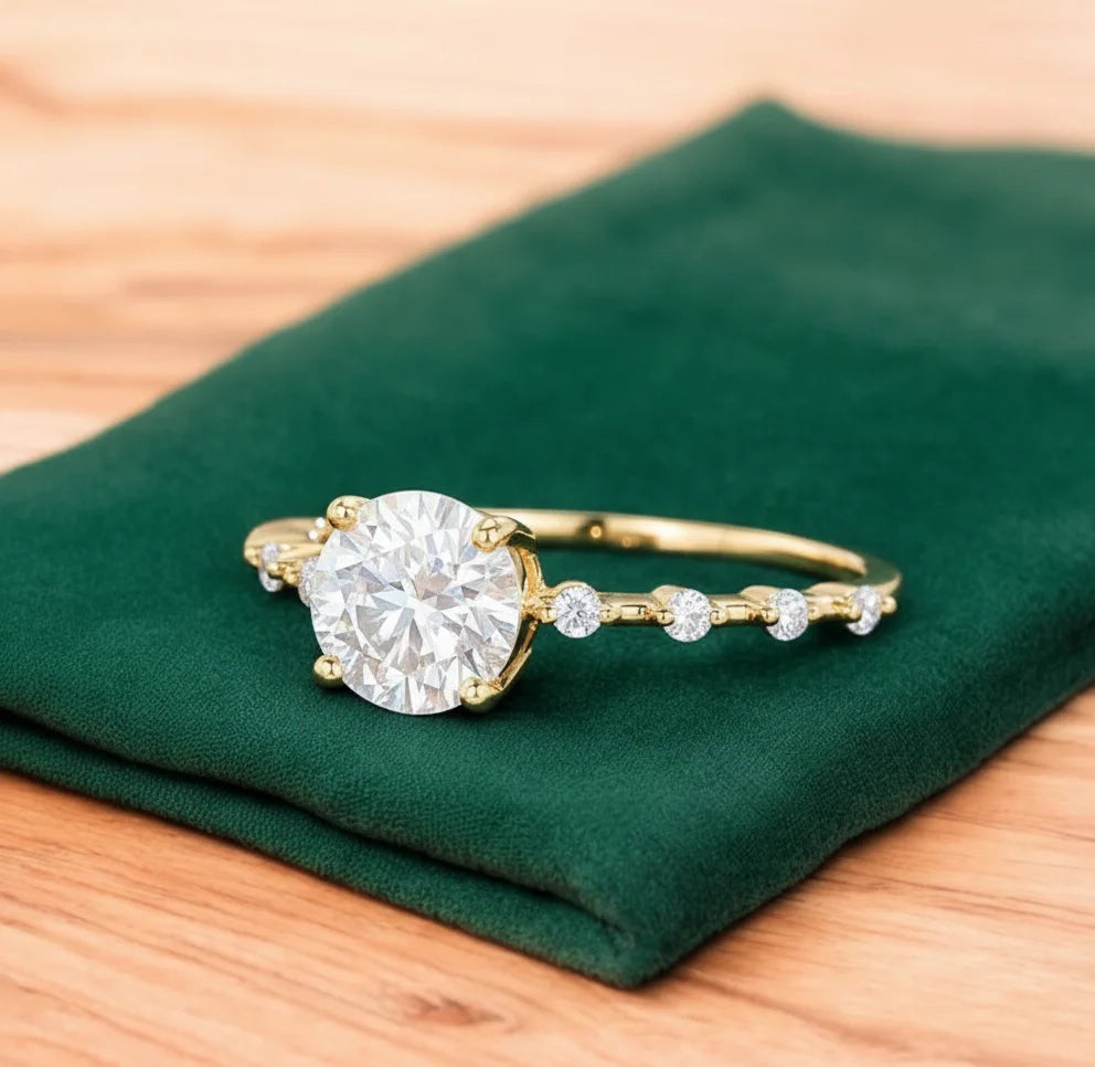 classic round engagement ring
