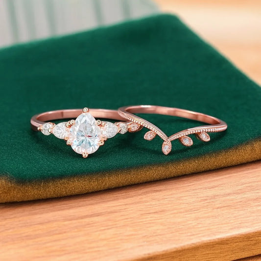 1.68 ct Pear Lab‑Grown Diamond Vintage Engagement Ring Set