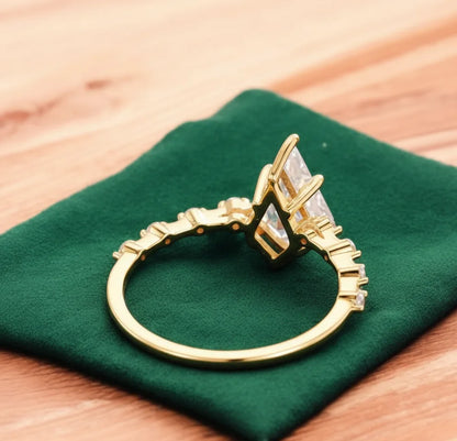 1.120ct Kite Lab Diamond Vintage Ring – Rose Gold