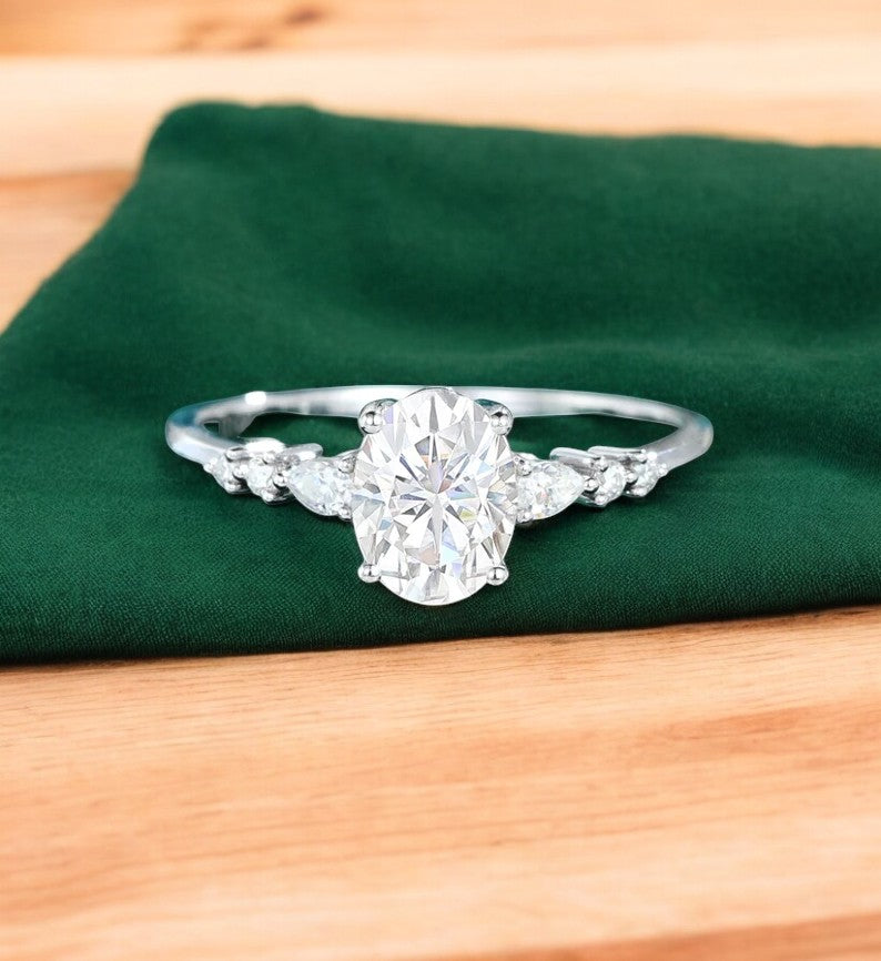 1.350ct  Oval cut Lab Grown Diamond Engagement Ring 14K Yellow Gold