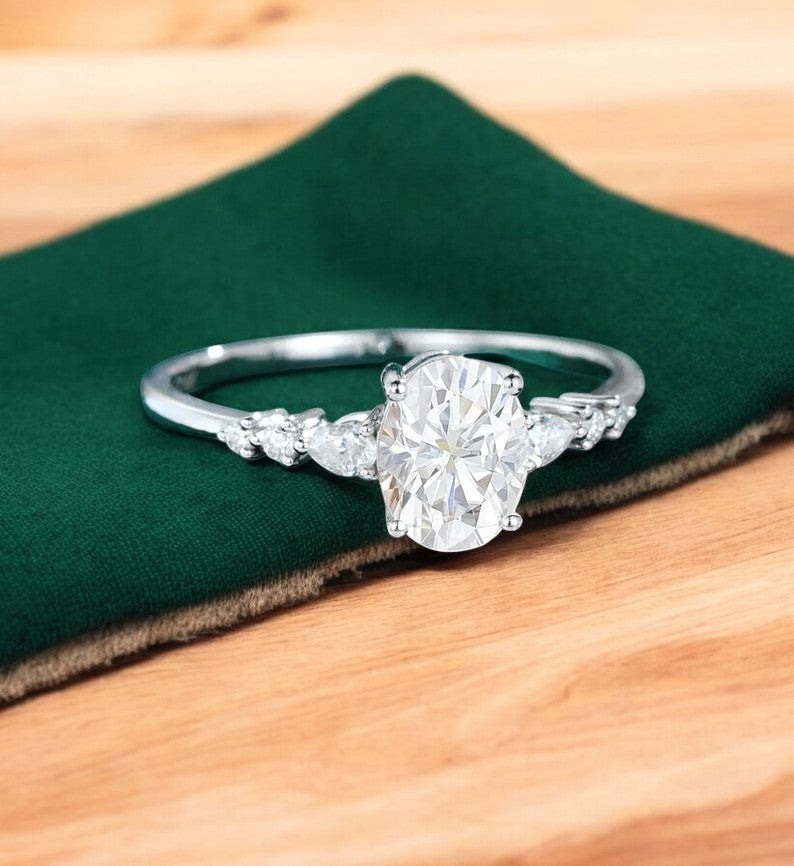 1.350ct  Oval cut Lab Grown Diamond Engagement Ring 14K Yellow Gold