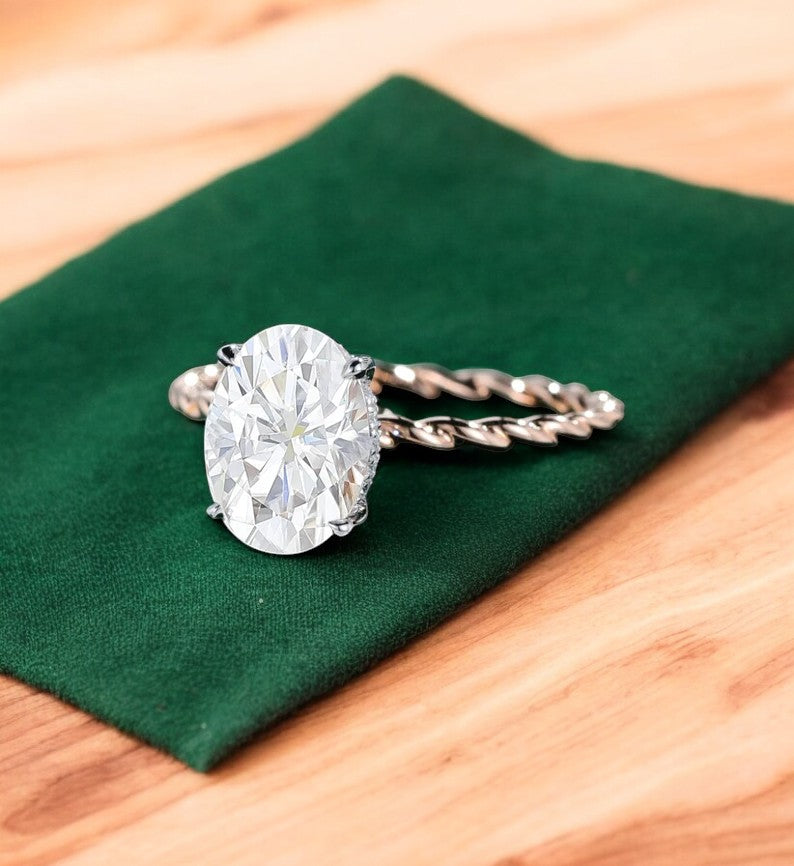 2.590 ct Oval cut Lab Grown Diamond Engagement Ring