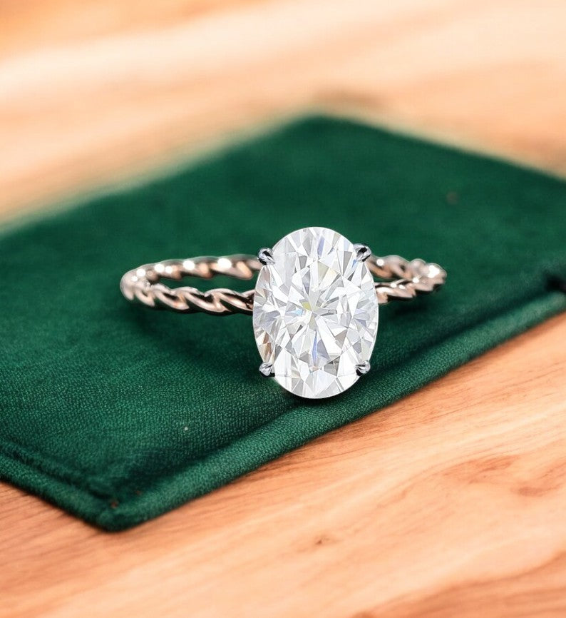 2.590 ct Oval cut Lab Grown Diamond Engagement Ring