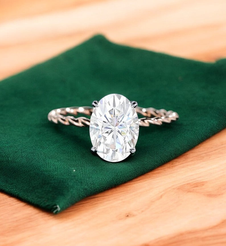 2.590 ct Oval cut Lab Grown Diamond Engagement Ring