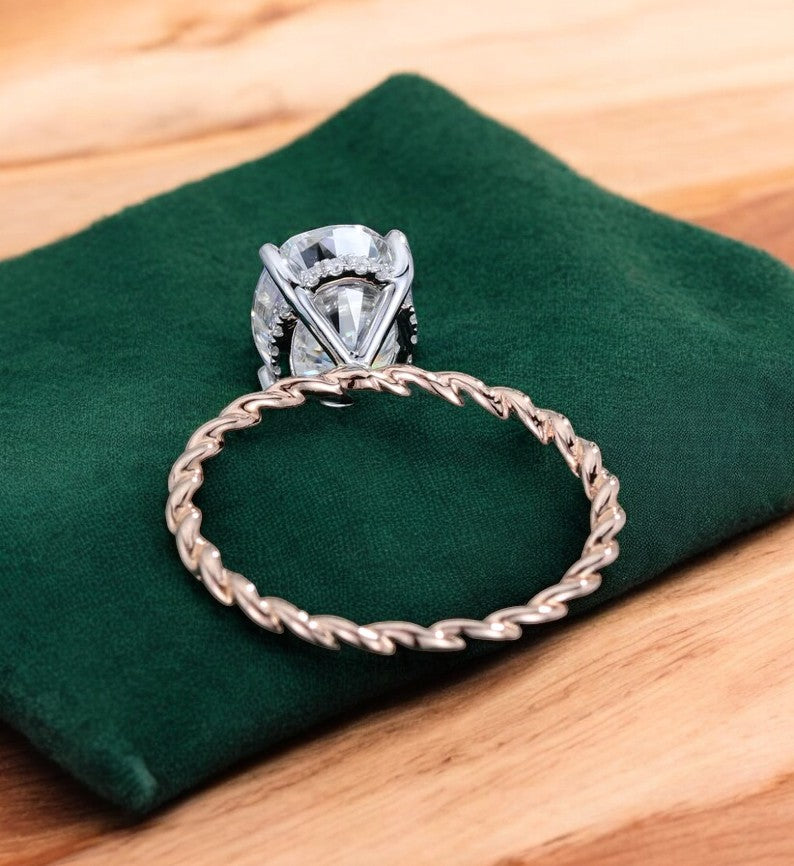 2.590 ct Oval cut Lab Grown Diamond Engagement Ring