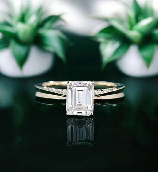 1.00ct Emerald cut Natural Diamond Solitaire Engagement Ring