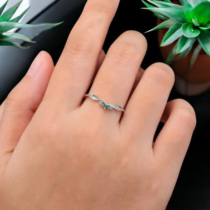 0.100ct Green Emerald Cluster Wedding Ring