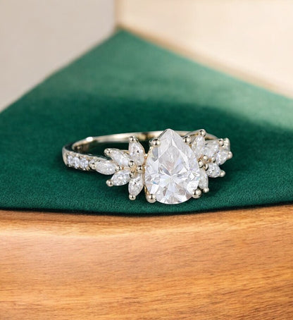 1.25 ct Pear Lab Diamond Engagement Ring | Vintage Floral