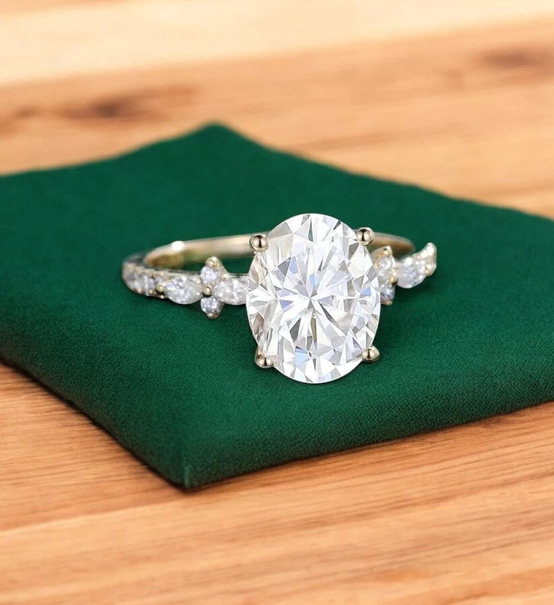 2.800 ct Vintage Oval Engagement Ring, 14K Solid Yellow Gold