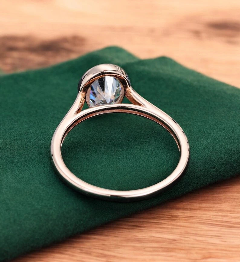 1.25 Ct Oval-Cut Lab Diamond Ring – Rose Gold Solitaire Elegance