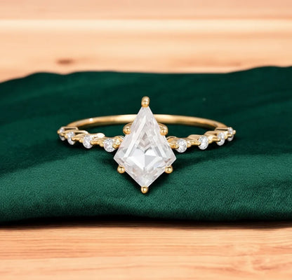 kite diamond engagement ring