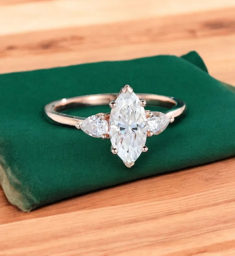 1.300 ct Vintage Marquise Lab Grown Diamond Engagement Ring
