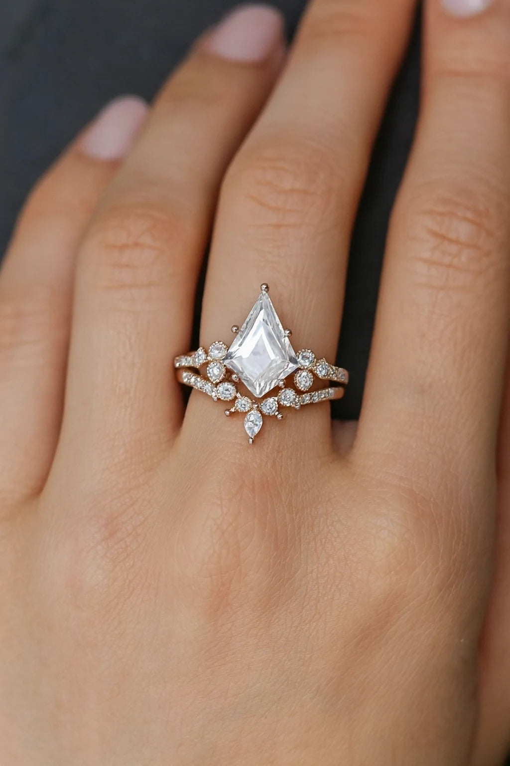 1.905 ct Kite-Cut Lab-Grown Diamond Engagement Ring Set