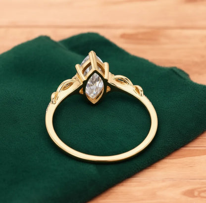 1.10 ct Marquise Lab-Grown Diamond Engagement Ring