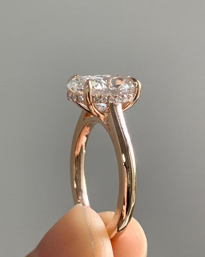 Diamond ring 