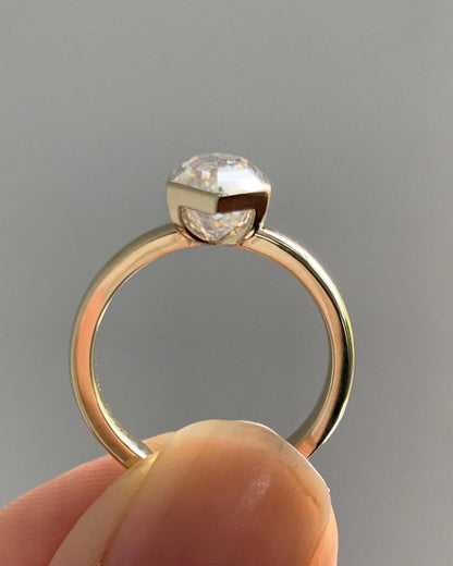 Moissanite Ring