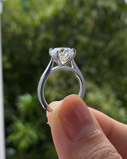 Moissanite Ring 