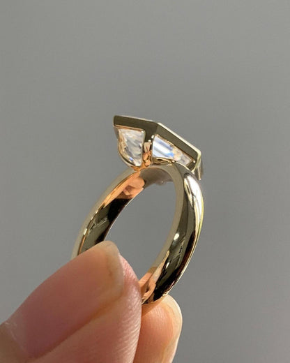 engagement ring